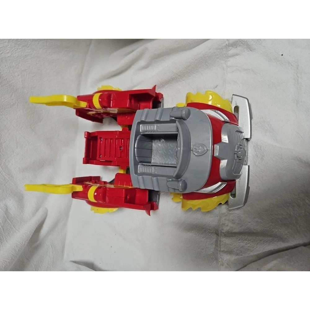 Paw Patrol Mighty Pups Deluxe Vehicle‎ Marshall Fire Truck